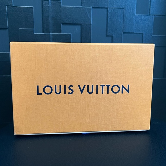 Louis Vuitton Box - Picture 2 of 6